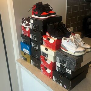 Mix of Nike and Jordans all in great condition ..